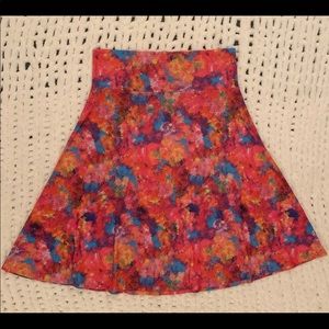 LuLaRoe Azure Skirt 👩‍🎨
